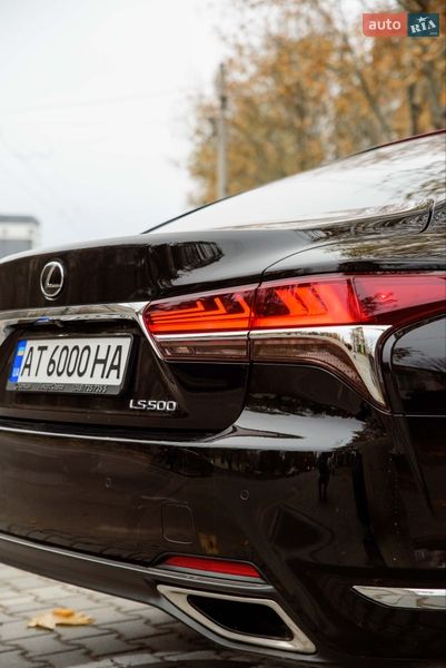 Седан Lexus LS 2018 в Ивано-Франковске