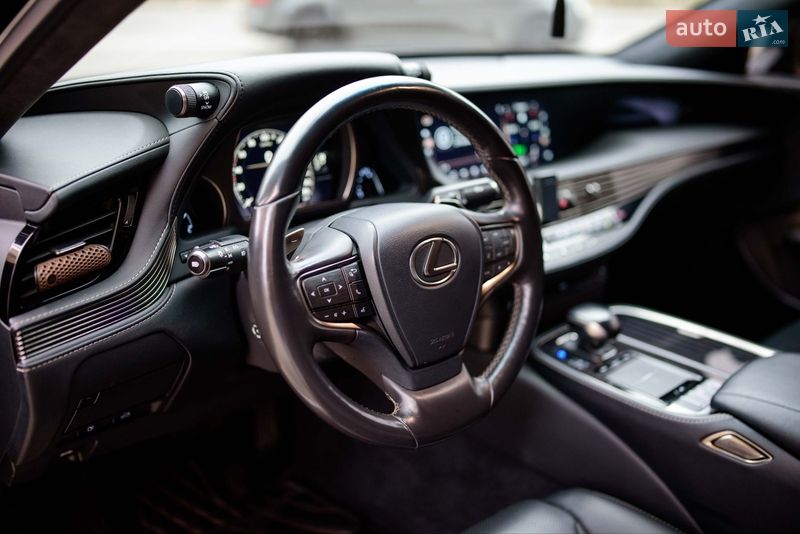 Седан Lexus LS 2018 в Івано-Франківську фото 43 Седан Lexus LS 2018 в Івано-Франківську