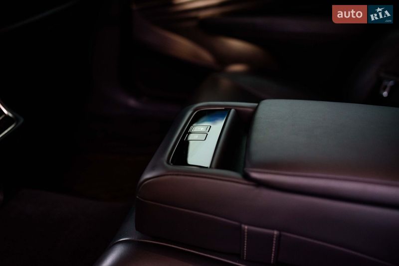 Седан Lexus LS 2018 в Івано-Франківську фото 54 Седан Lexus LS 2018 в Івано-Франківську