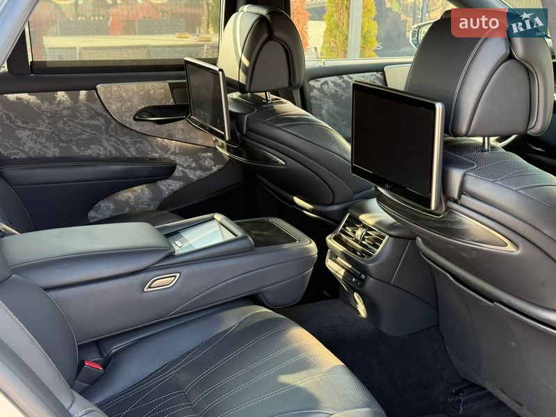 Седан Lexus LS 2021 в Києві