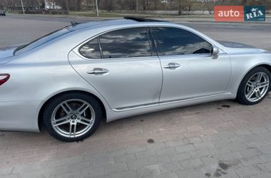 Седан Lexus LS 2007 в Києві
