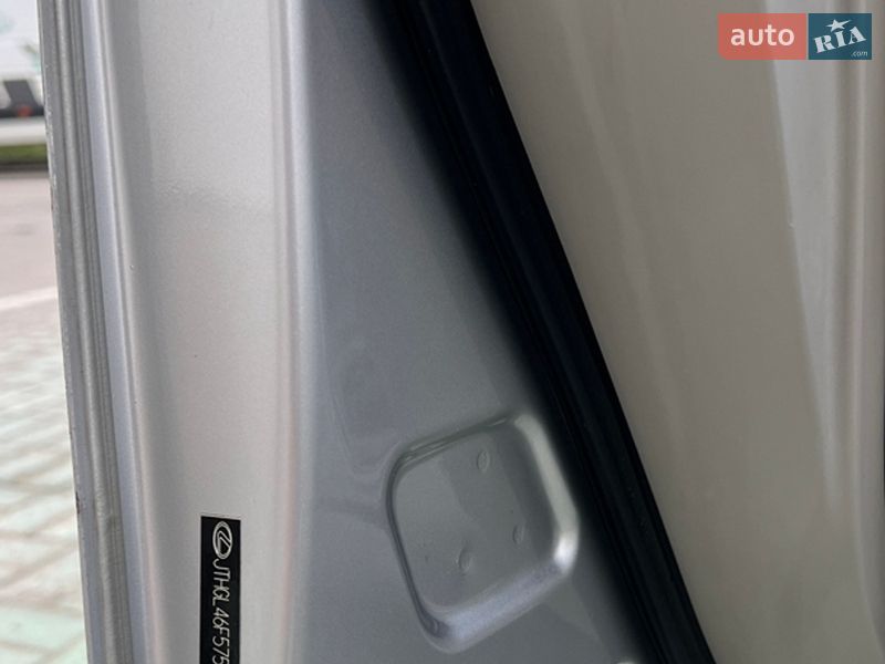 Седан Lexus LS 2007 в Львове