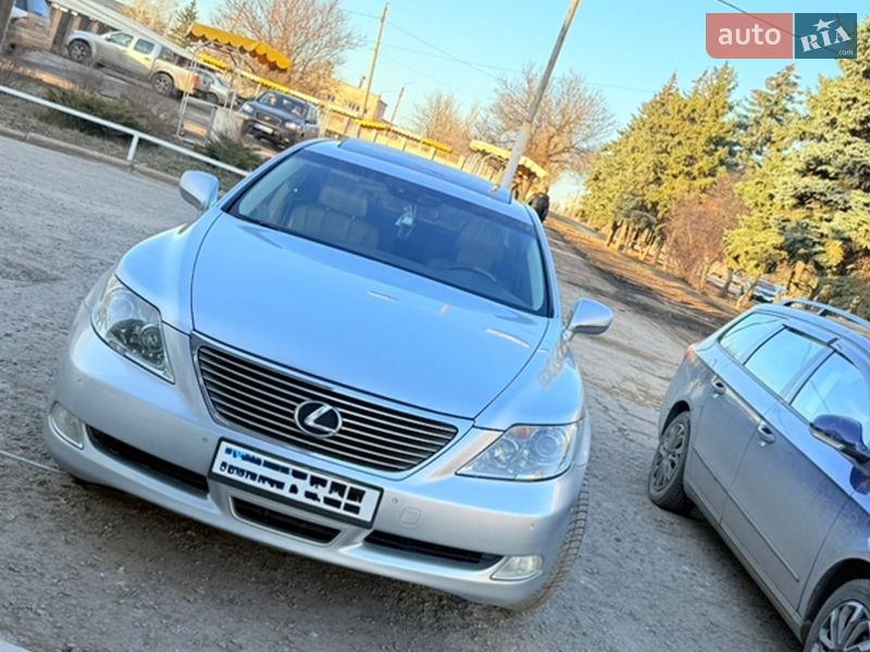 Седан Lexus LS 2007 в Запоріжжі