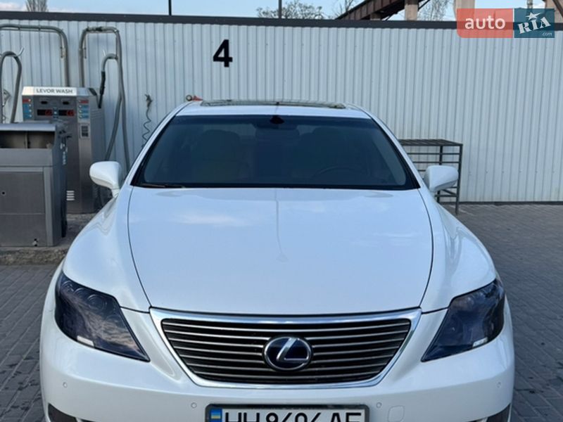 Седан Lexus LS 2007 в Одессе