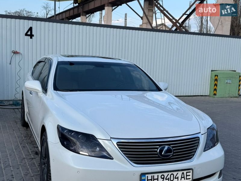 Седан Lexus LS 2007 в Одессе