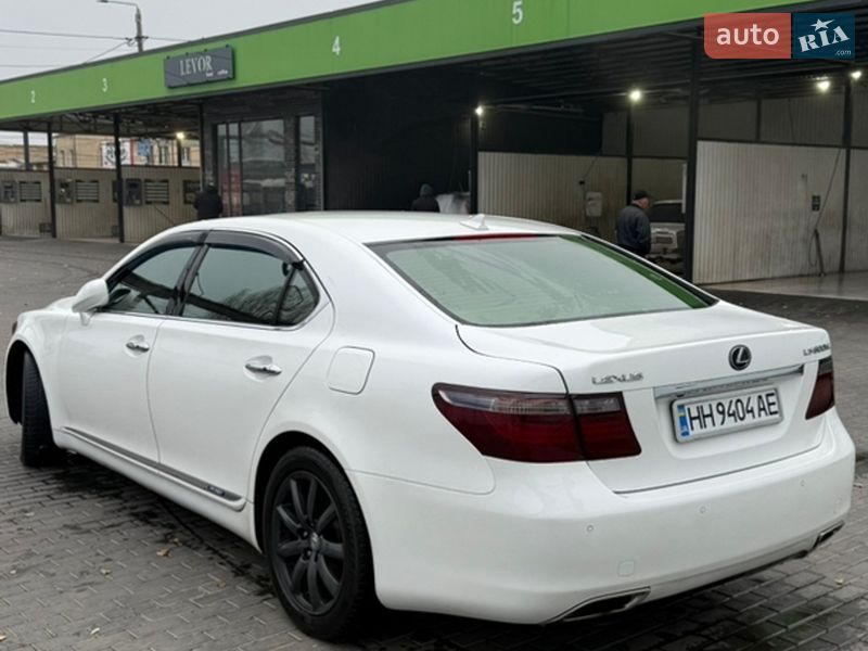 Седан Lexus LS 2007 в Одессе