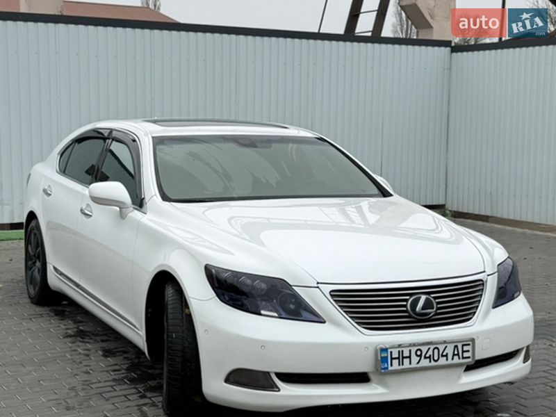 Седан Lexus LS 2007 в Одессе