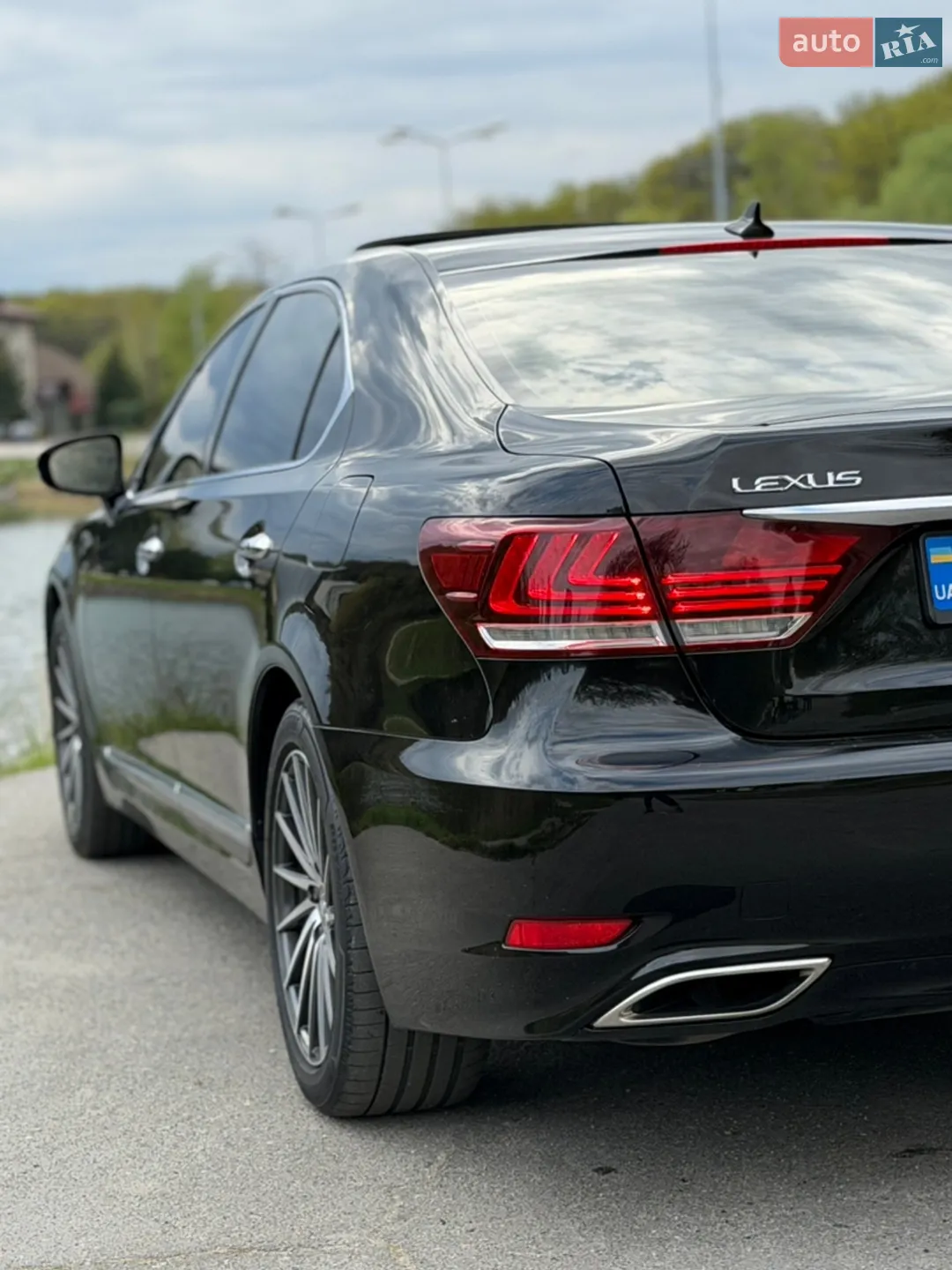 2013 Lexus LS - мініатюра 18