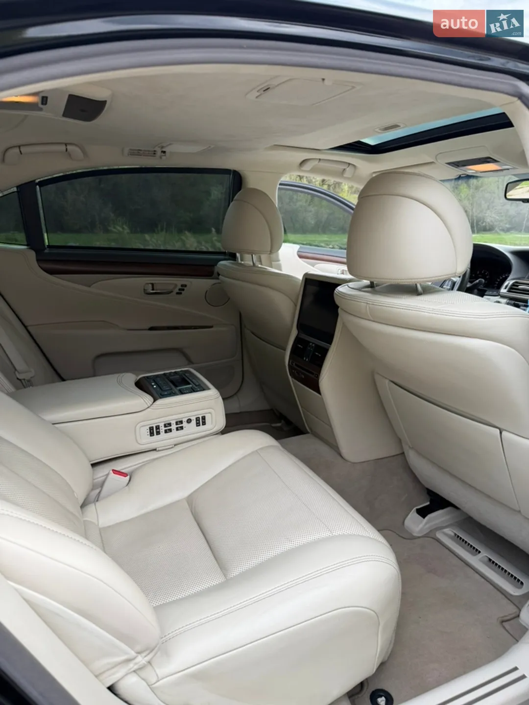 2013 Lexus LS - мініатюра 35