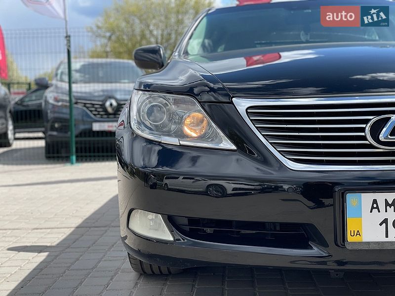 Седан Lexus LS 2007 в Бердичеві