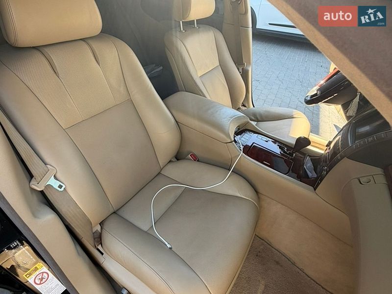 Седан Lexus LS 2007 в Луцке