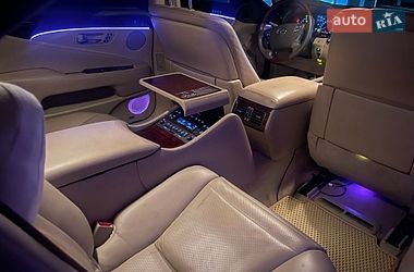 Седан Lexus LS 2007 в Киеве