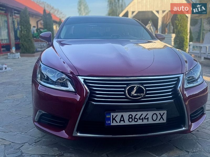 Седан Lexus LS 2013 в Полтаве