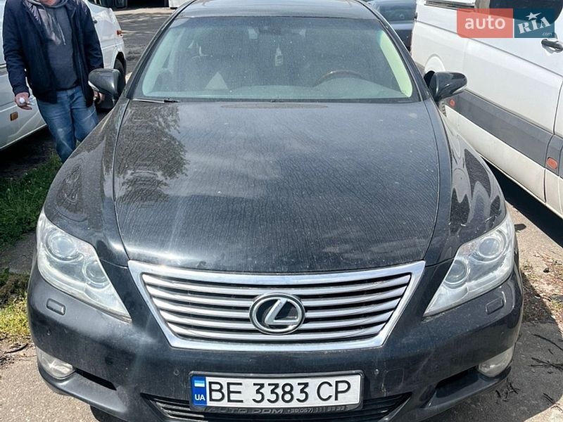 Lexus LS 2011 Lexus LS 2011