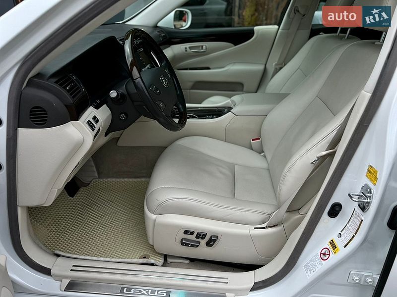 Седан Lexus LS 2007 в Одессе