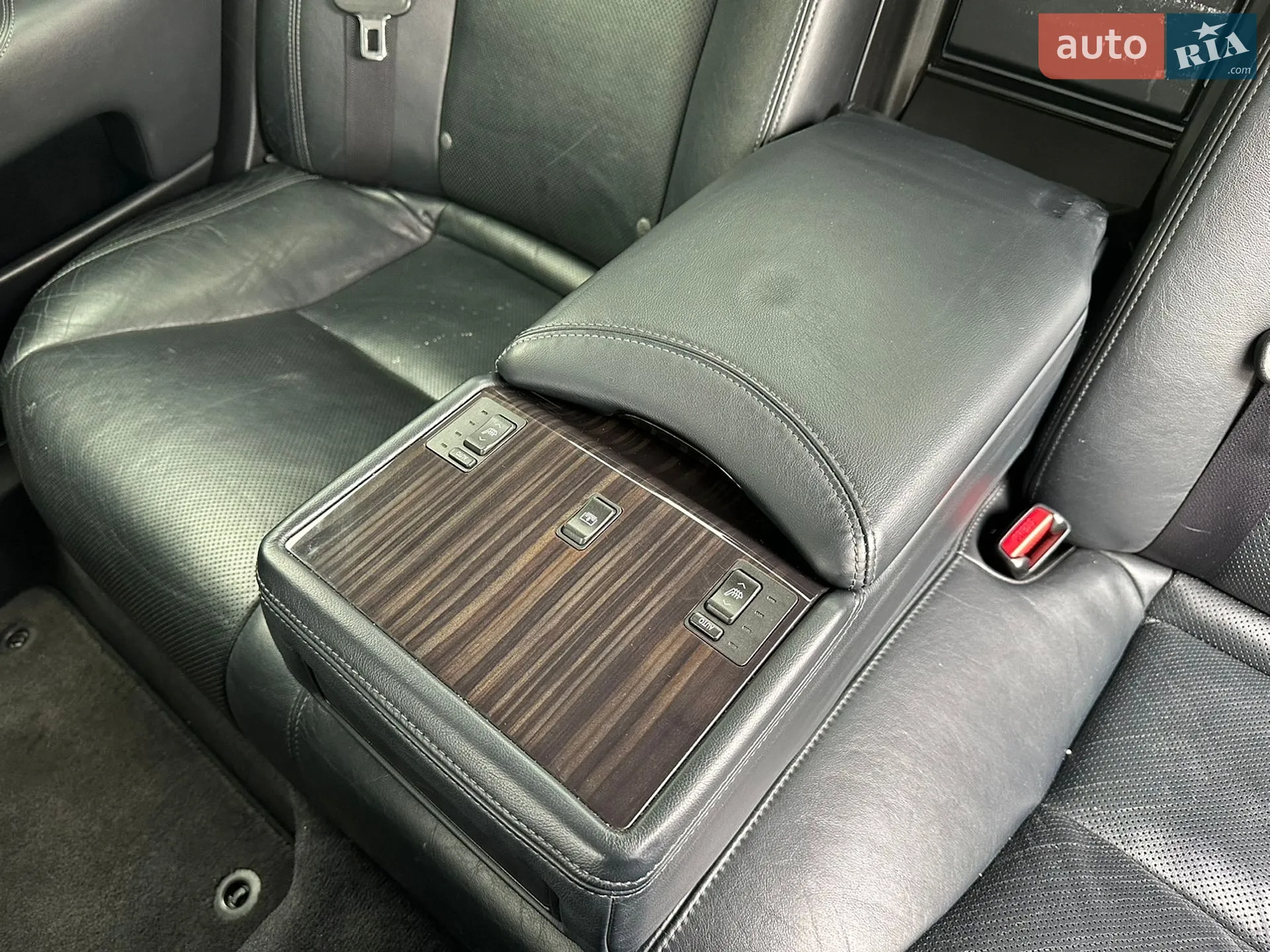 2013 Lexus LS - мініатюра 16