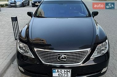 Седан Lexus LS 2007 в Ужгороде