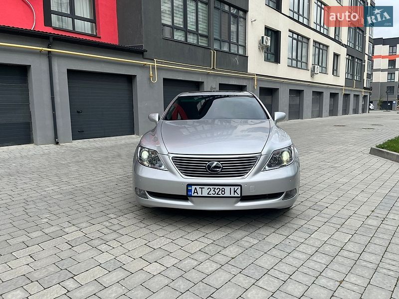 Седан Lexus LS 2007 в Івано-Франківську
