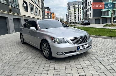 Седан Lexus LS 2007 в Івано-Франківську