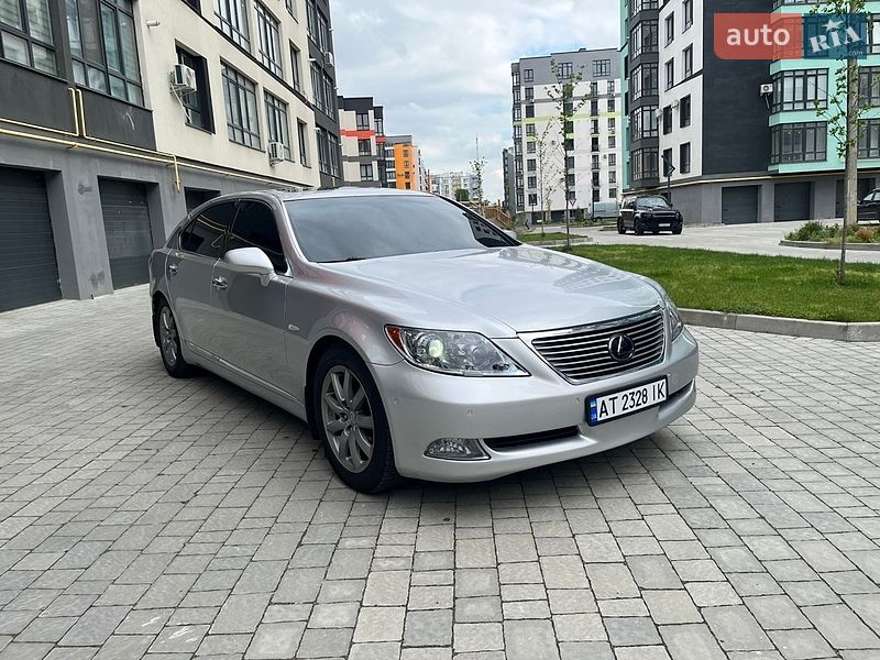 Седан Lexus LS 2007 в Івано-Франківську