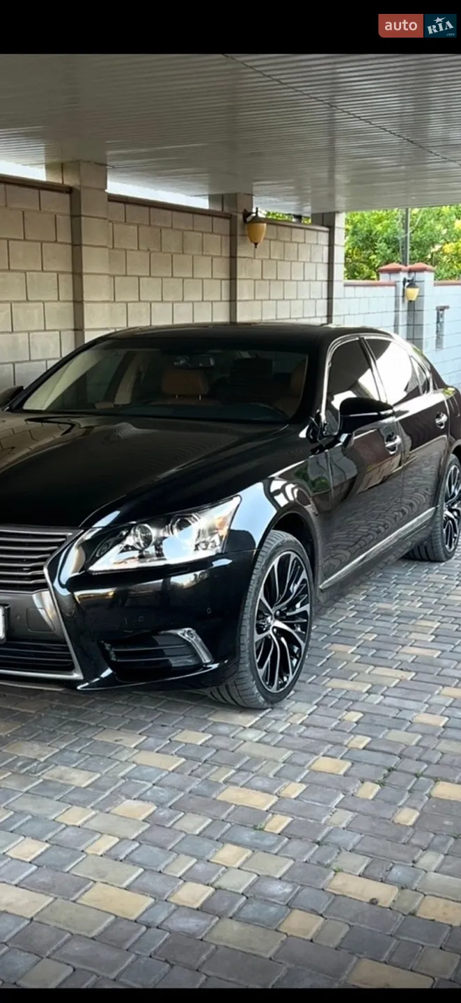 2015 Lexus LS - фото 1