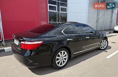 Седан Lexus LS 2007 в Киеве