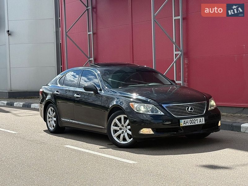 Седан Lexus LS 2007 в Киеве