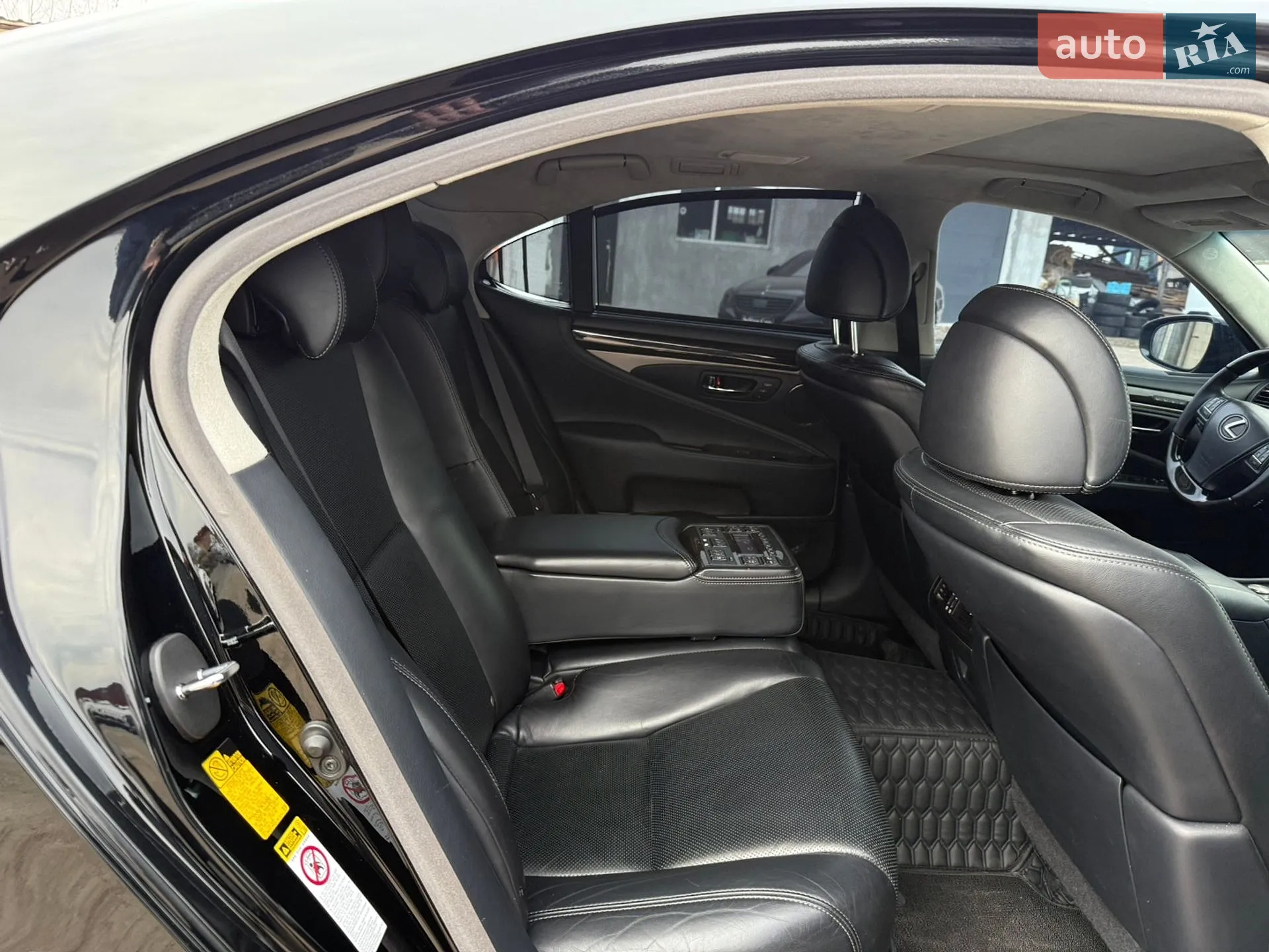 2013 Lexus LS - мініатюра 44