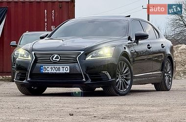 Седан Lexus LS 2013 в Ровно Седан Lexus LS 2013 в Ровно