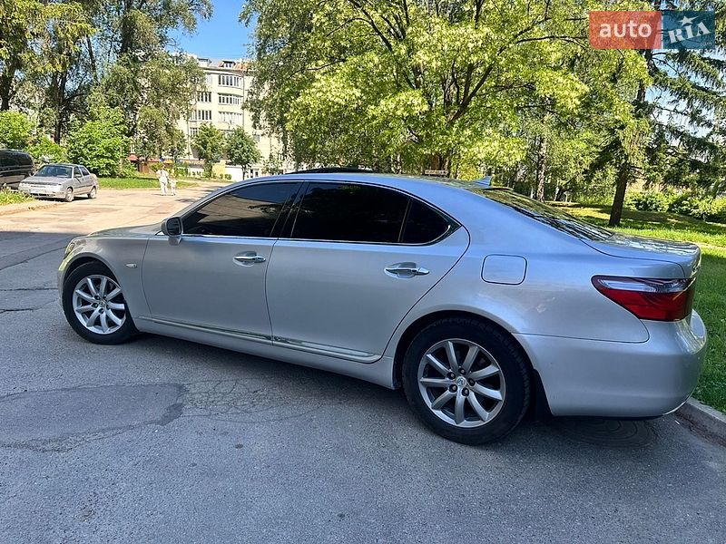 Седан Lexus LS 2007 в Черновцах фото 9 Седан Lexus LS 2007 в Черновцах
