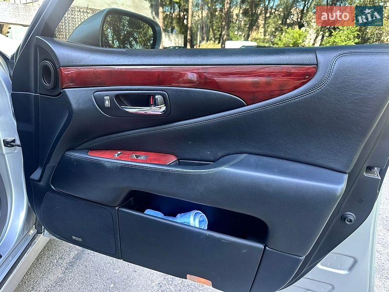 Седан Lexus LS 2007 в Черновцах фото 25 Седан Lexus LS 2007 в Черновцах
