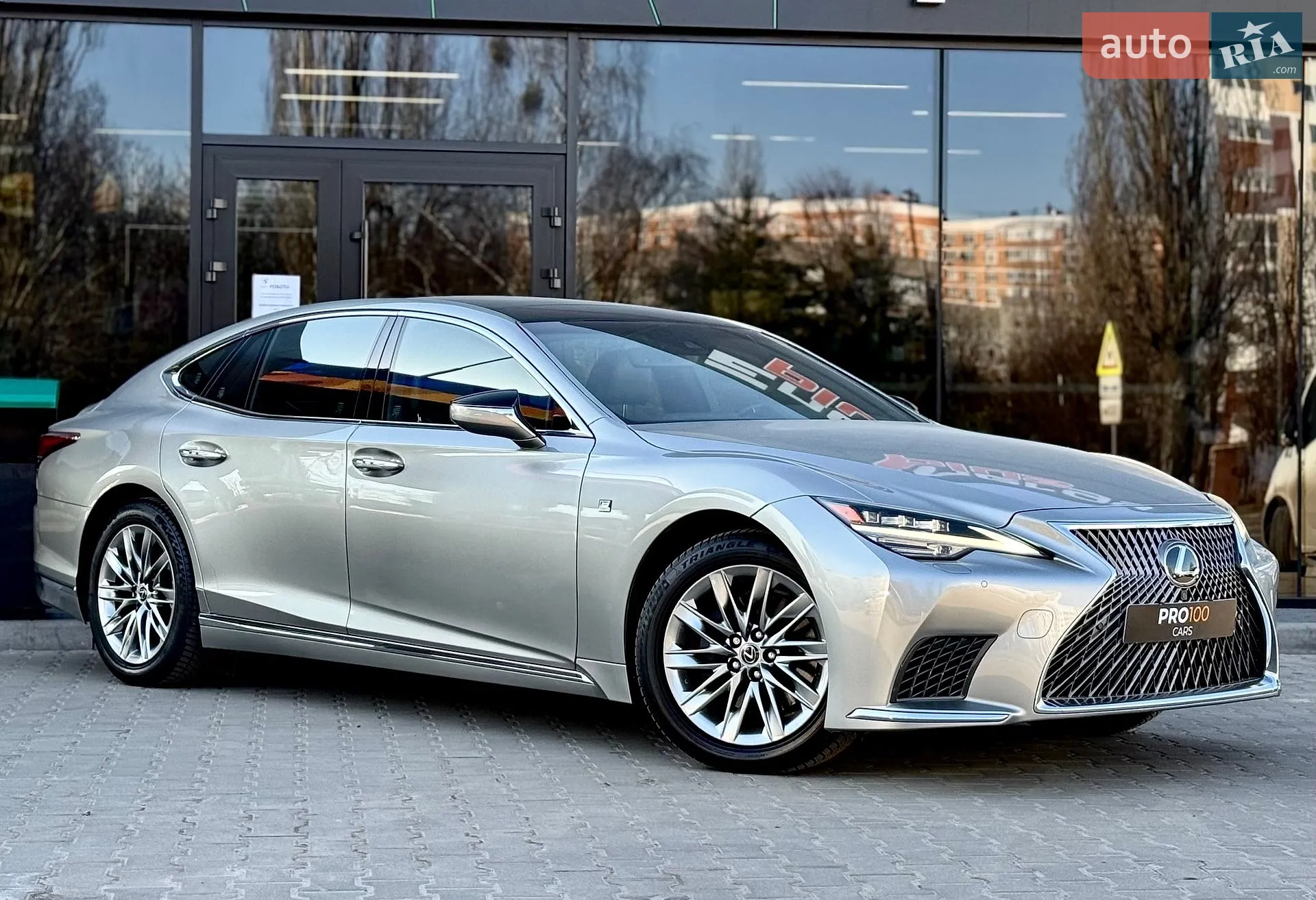2020 Lexus LS - мініатюра 10