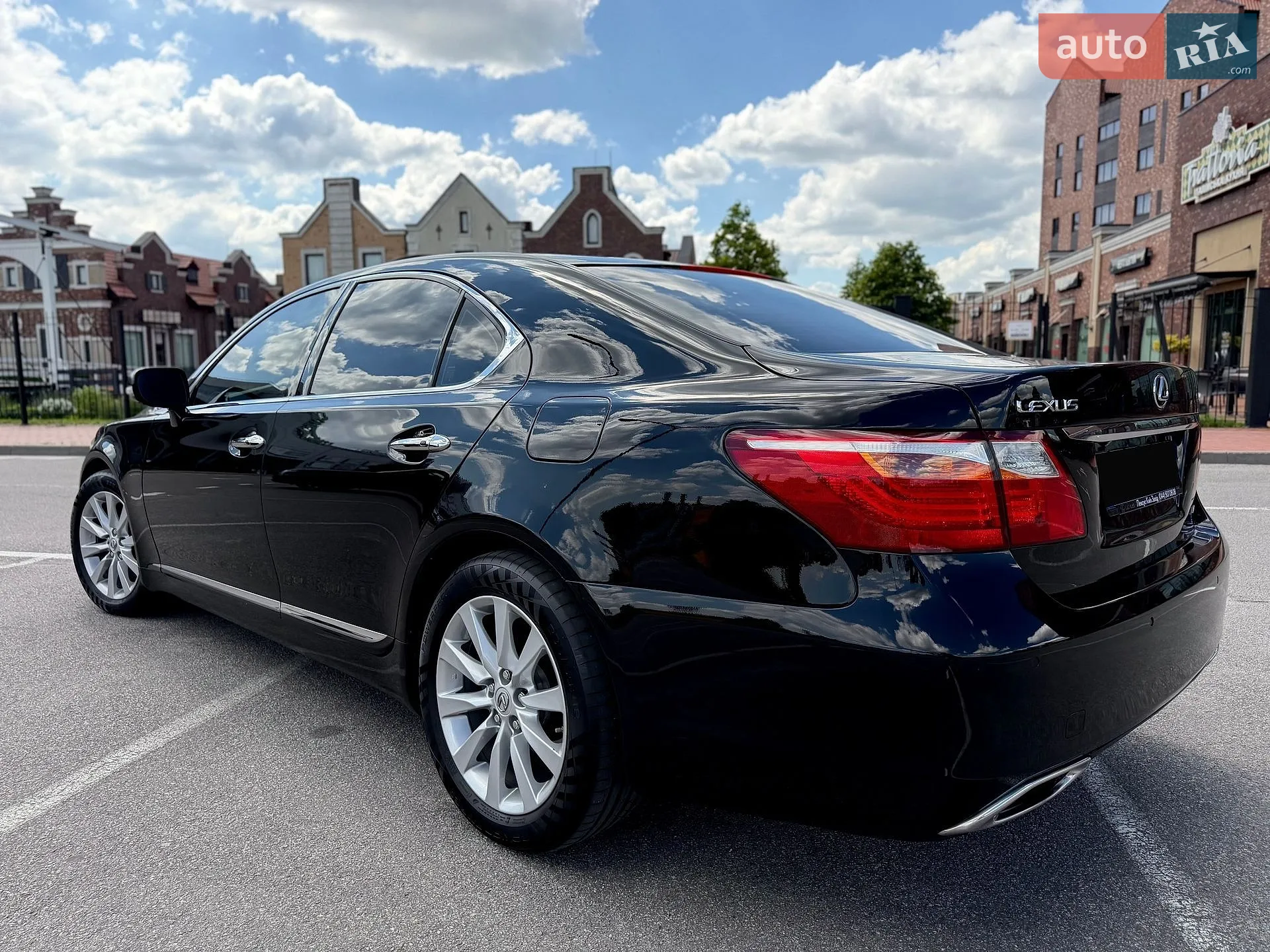 2010 Lexus LS - мініатюра 12
