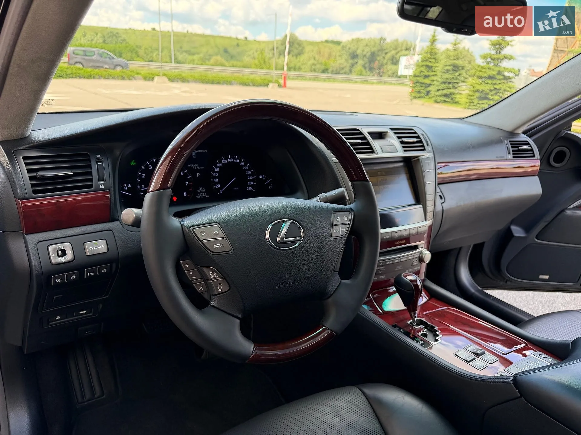 2010 Lexus LS - мініатюра 41