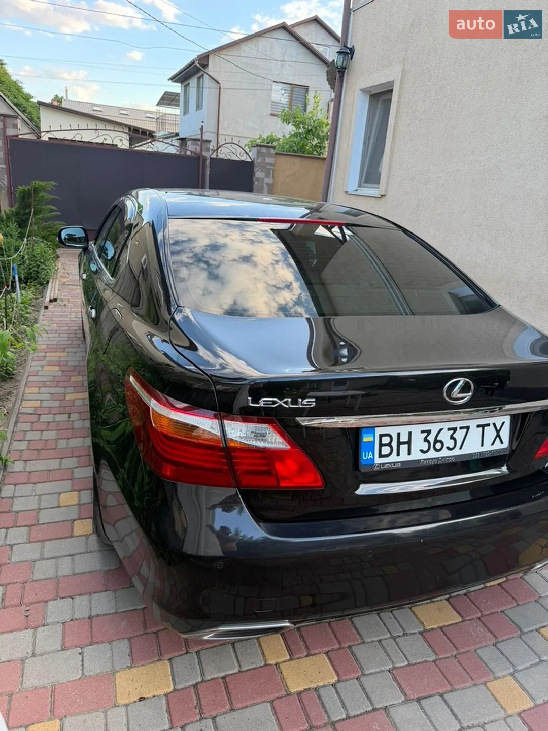2011 Lexus LS - мініатюра 4