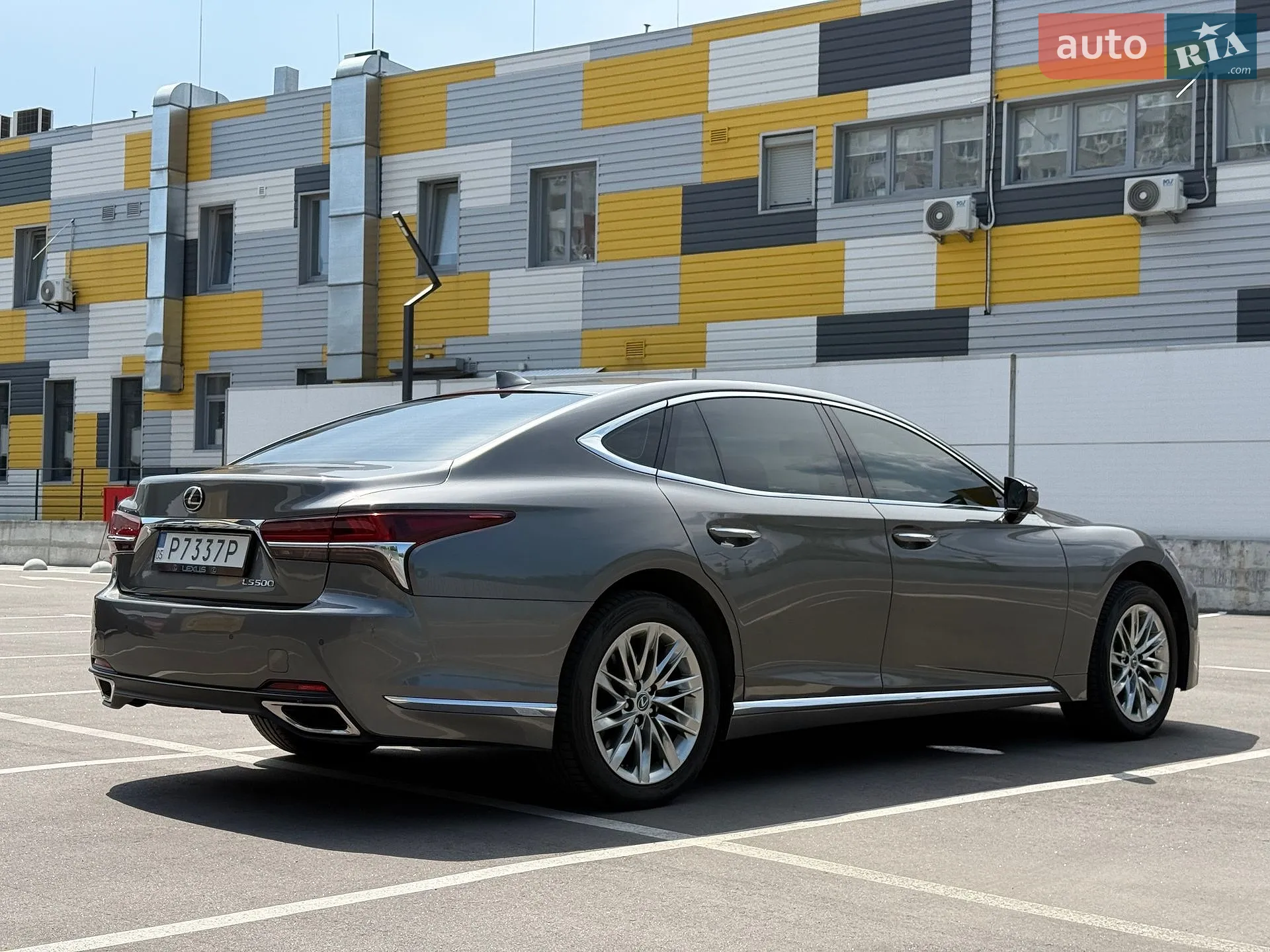 2018 Lexus LS - мініатюра 18