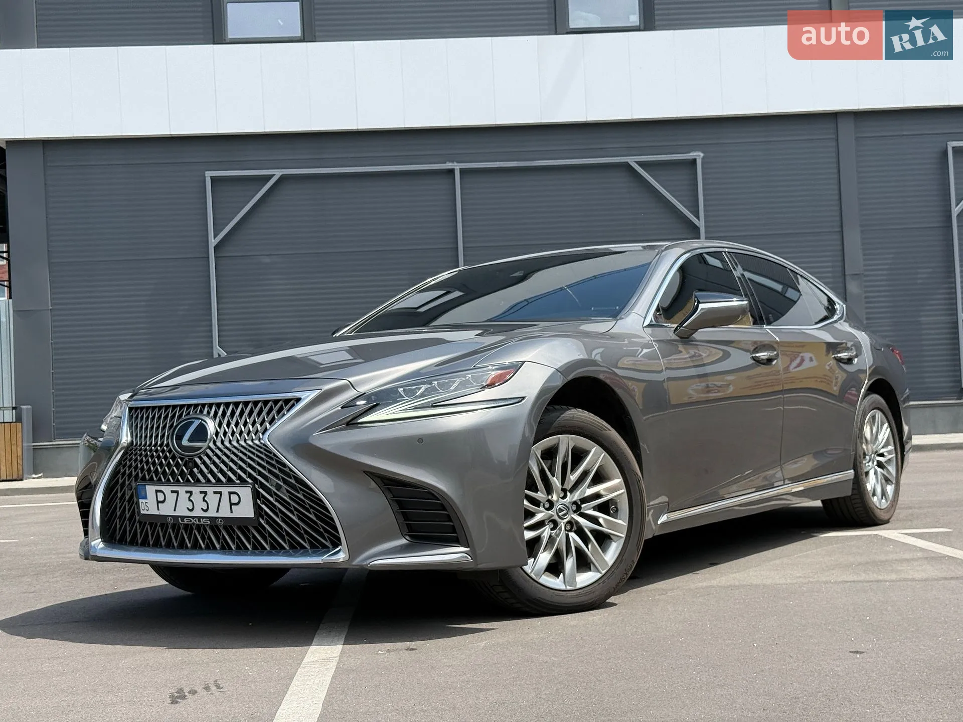 2018 Lexus LS - мініатюра 25