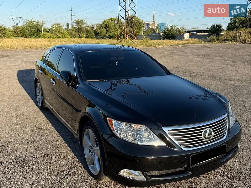 Lexus LS 2008