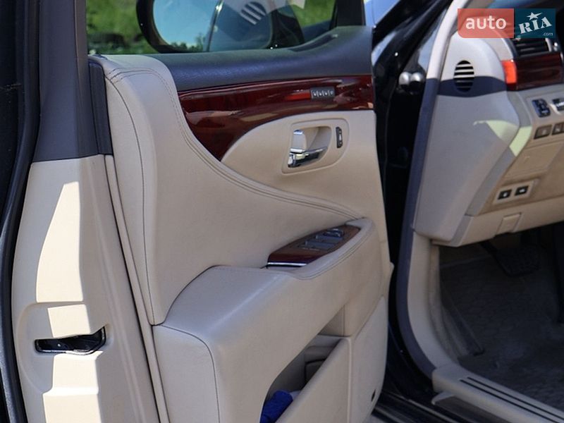 Седан Lexus LS 2007 в Полтаве