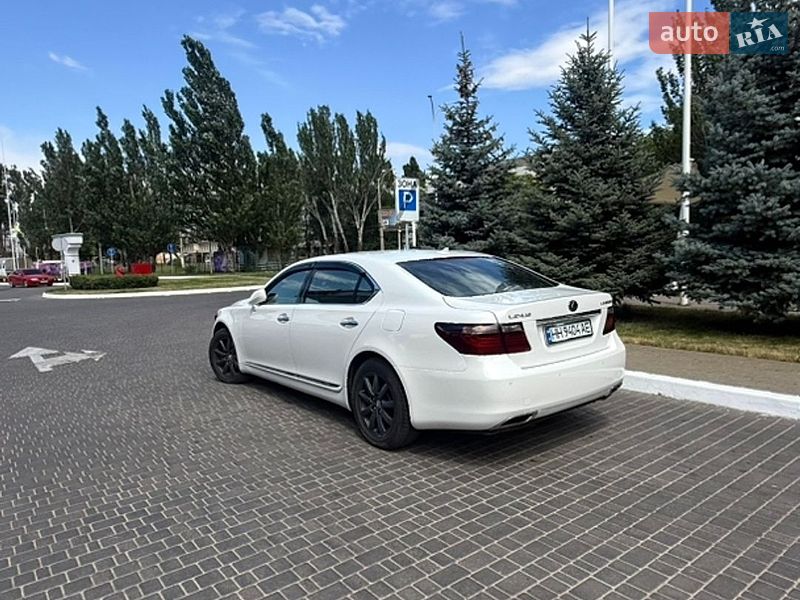 Седан Lexus LS 2007 в Одесі