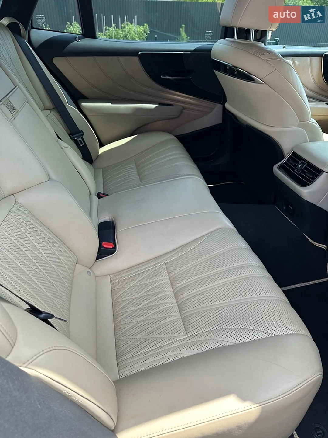 2020 Lexus LS - мініатюра 24