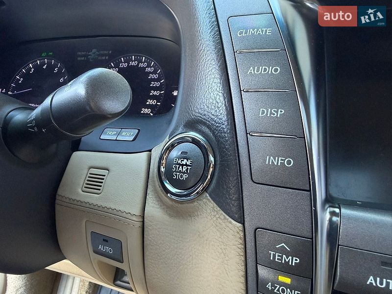 Седан Lexus LS 2007 в Ивано-Франковске