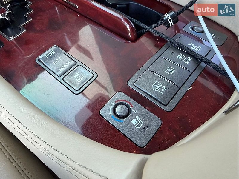Седан Lexus LS 2007 в Ивано-Франковске