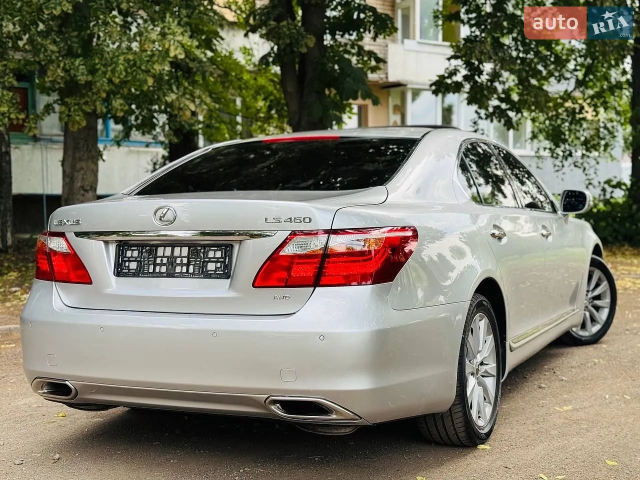 2010 Lexus LS - мініатюра 3