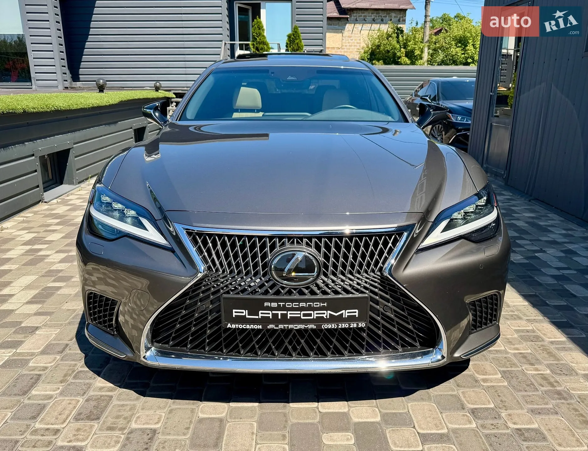 2020 Lexus LS - мініатюра 12