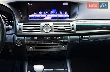 Седан Lexus LS 2012 в Тернополі