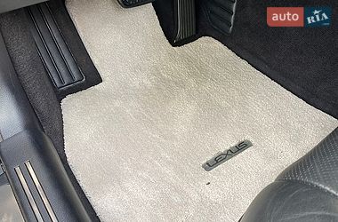 Седан Lexus LS 2008 в Ужгороді