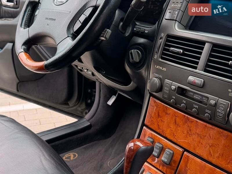 Седан Lexus LS 2002 в Киеве фото 13 Седан Lexus LS 2002 в Киеве