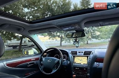 Седан Lexus LS 2008 в Дніпрі