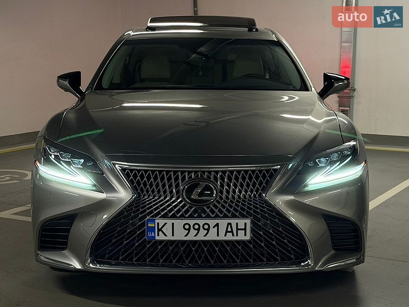 Lexus LS 2020